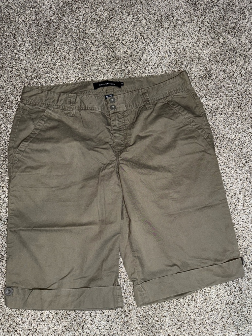 Calvin Klein jeans Bermuda shorts.